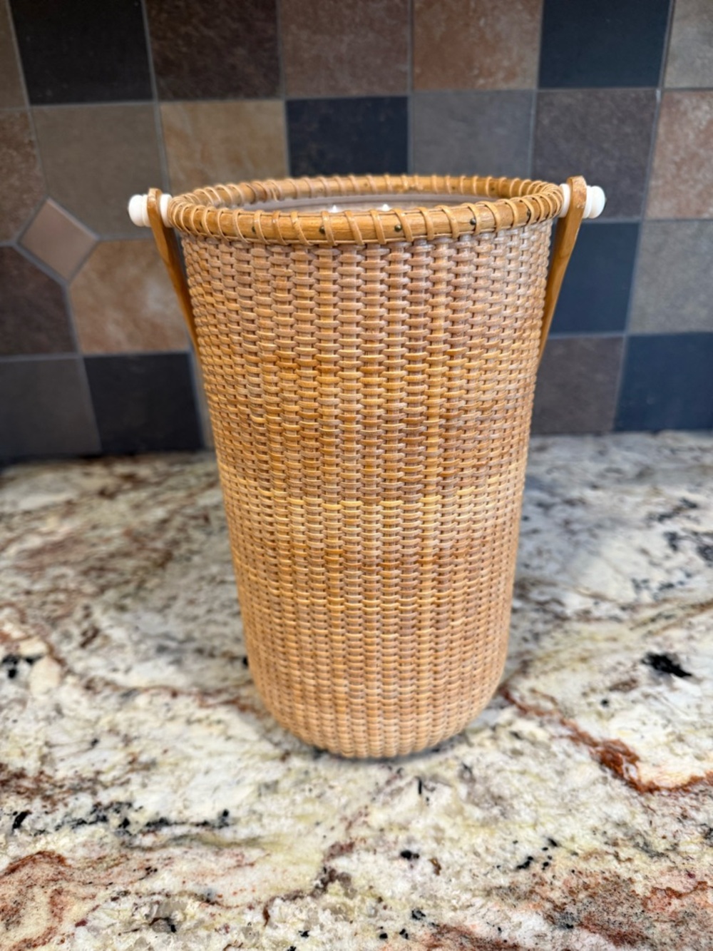 Nantucket Basket Vase